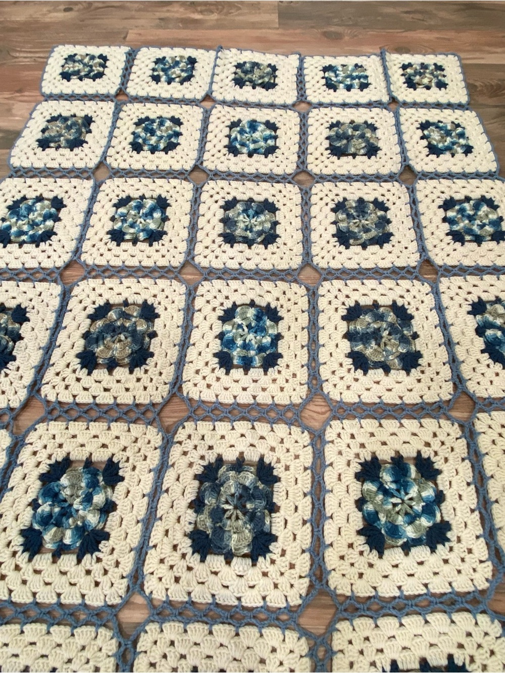 Handmade vintage Crochet Granny Square Throw - Blue and Cream 46x64